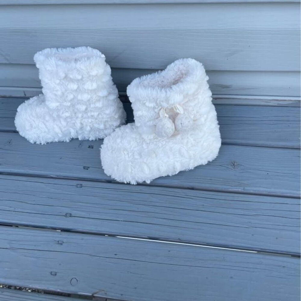 M&S girls indoor boots socks size US11